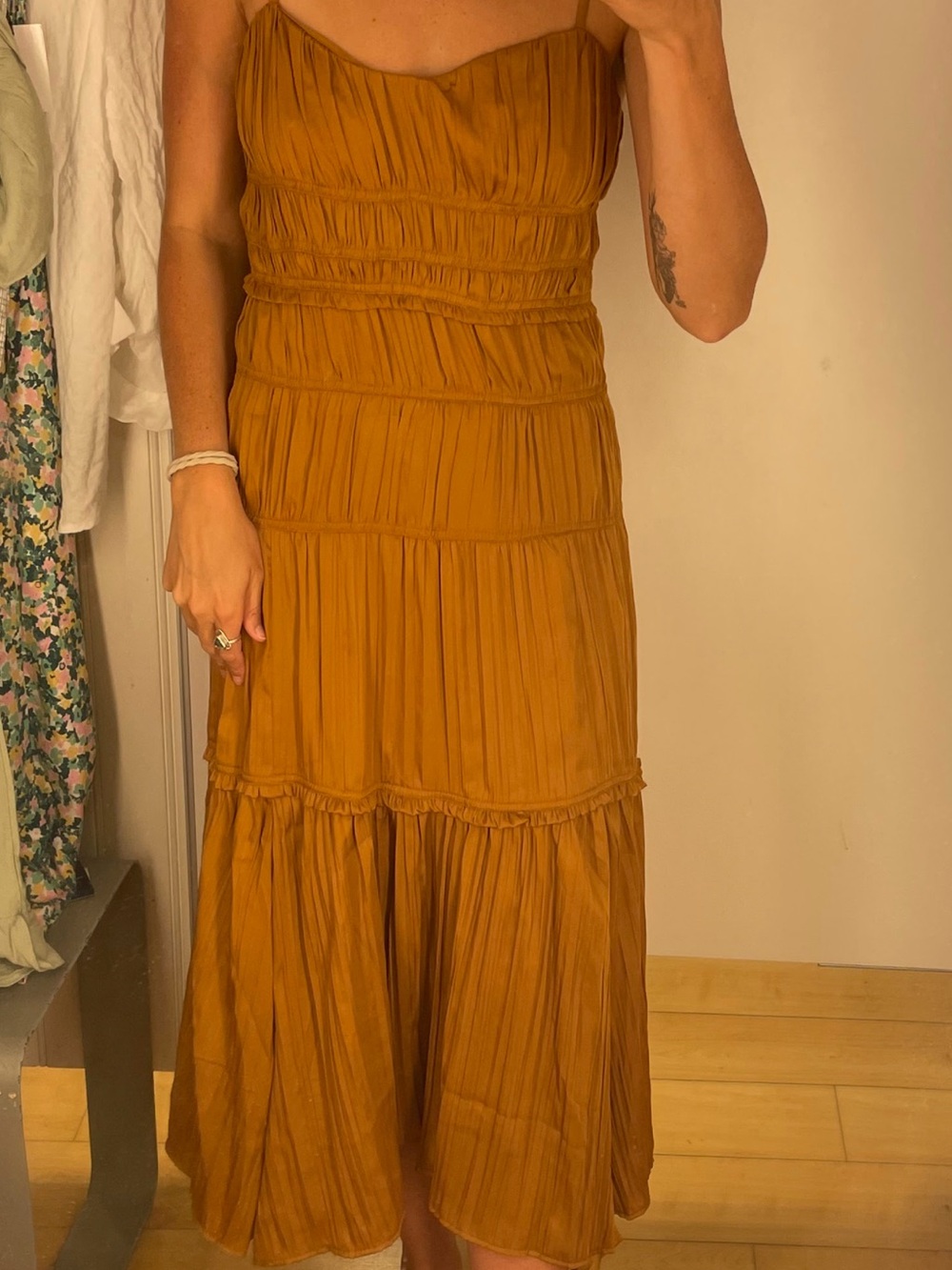 Anthropologie Ruched Midi Dress – Size 4 – Barely Worn - Picture 4 of 6